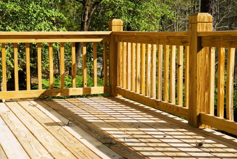 Deck Rail Refinishing